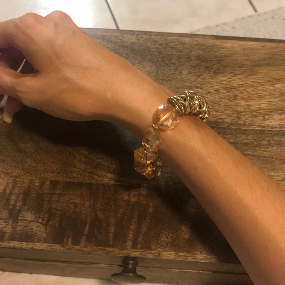 Big gold stretch bracelet